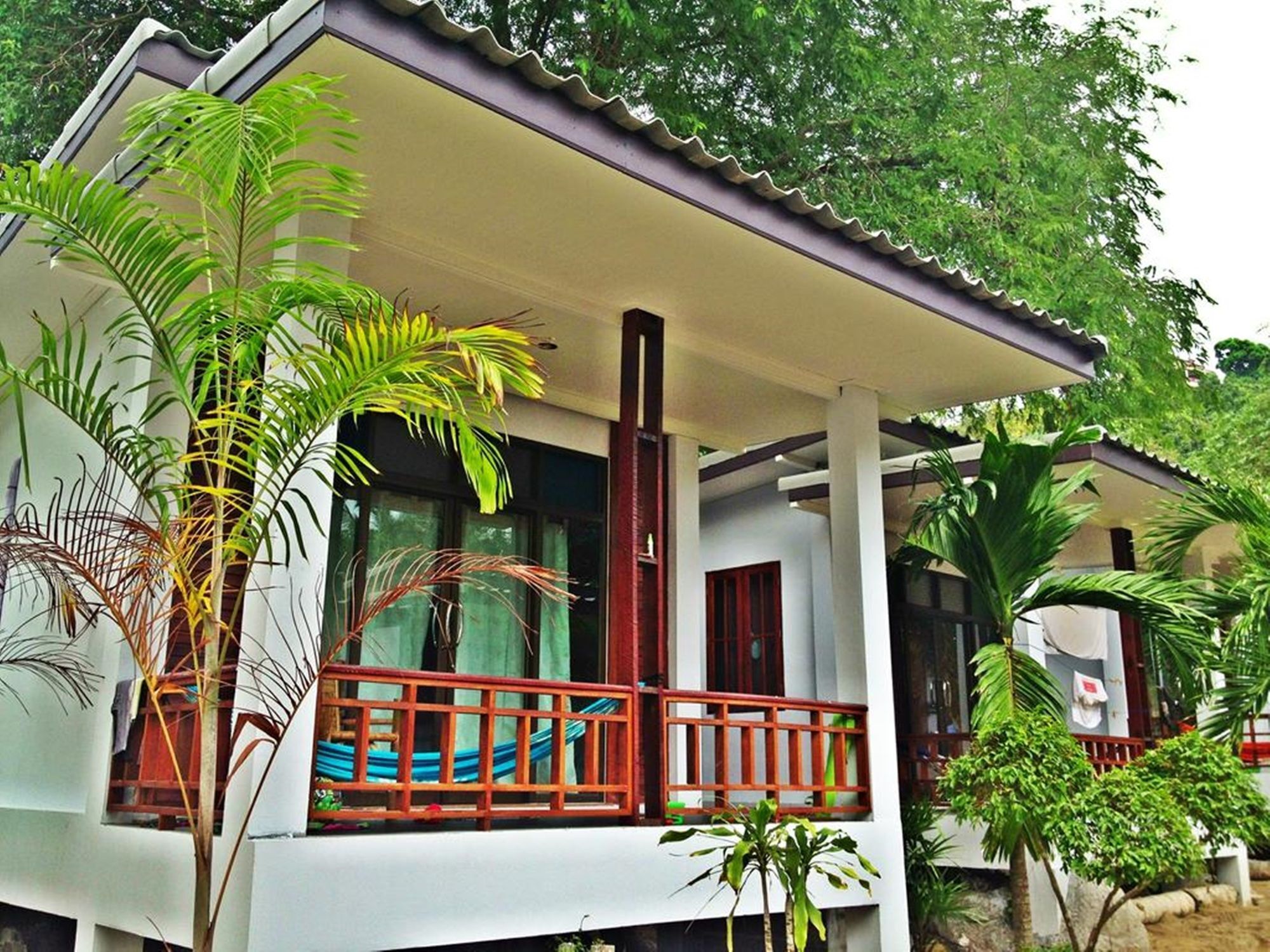 Benjamin'S Hut Hotel Srithanu Exterior photo